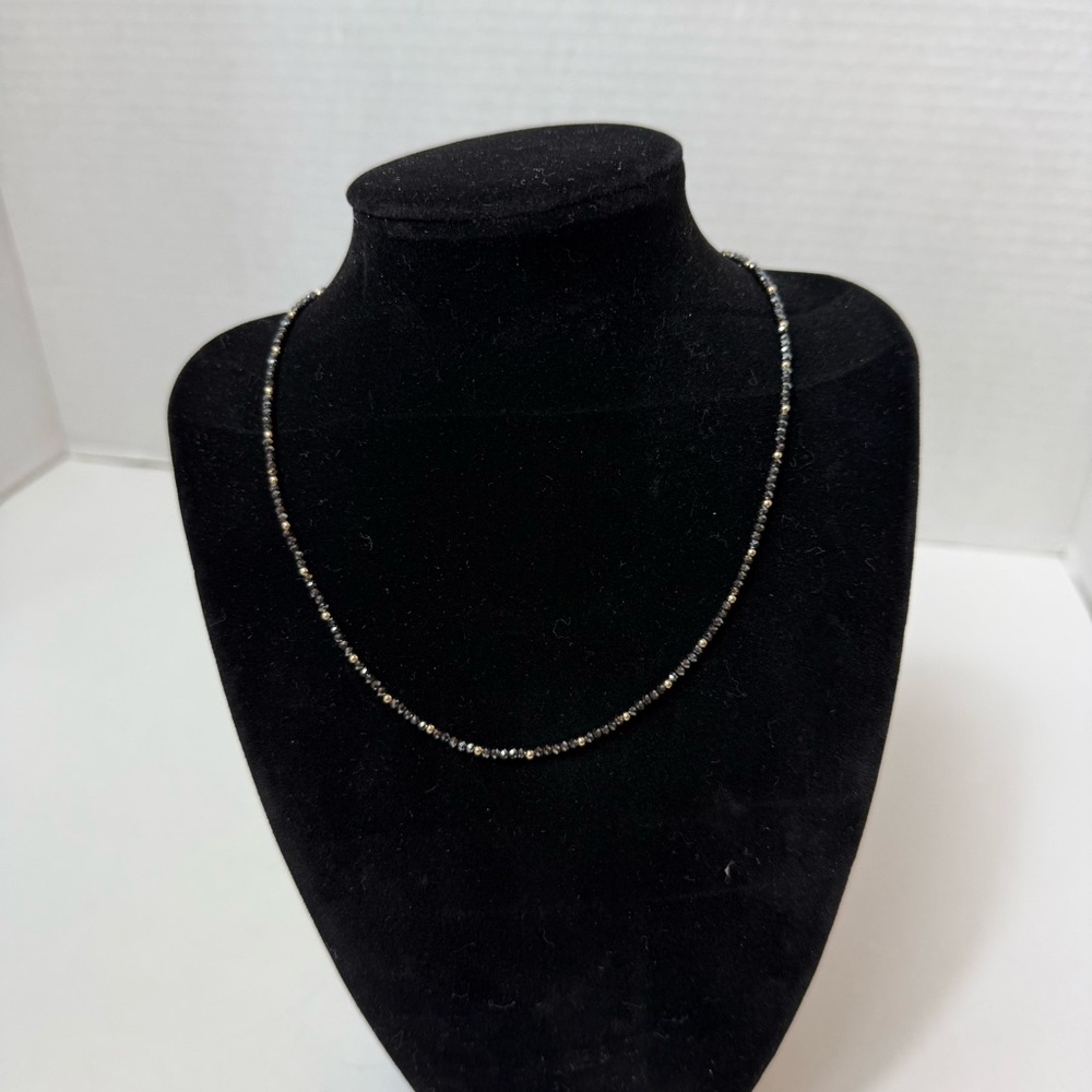 Elegant 14K Gold and Black Spinel Choker Necklace NWT 16” Delicate & Elegant. - Picture 3 of 12
